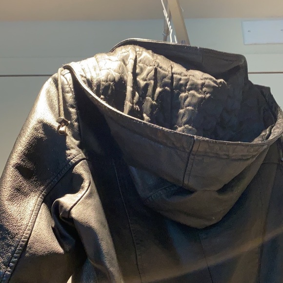 Hooded Leather Jacket - Black - Picture 5 of 9